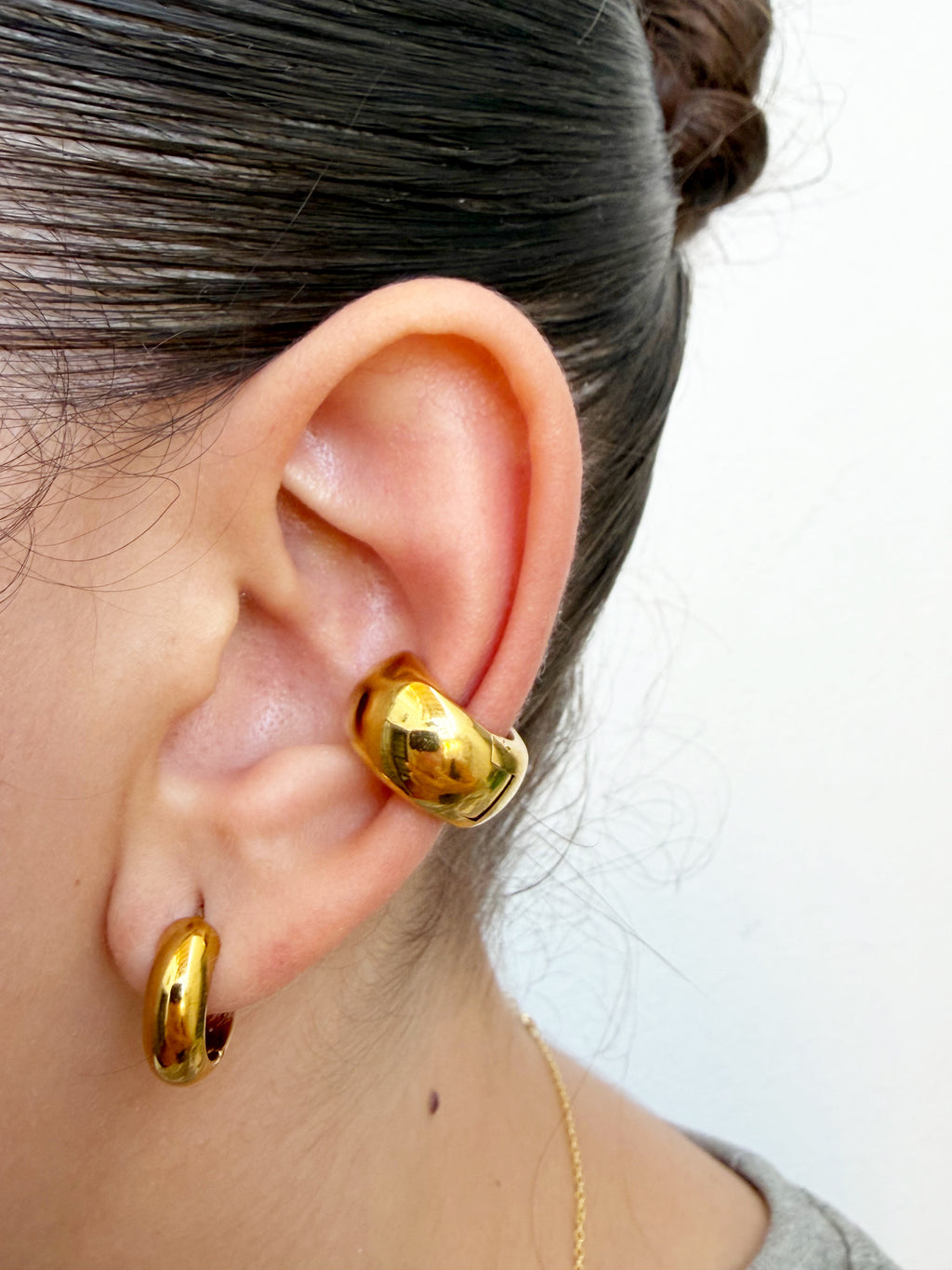 Earcuff Naroa (unidad)