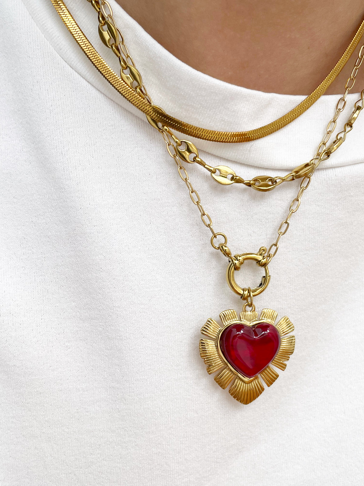 Charm corazón rojo
