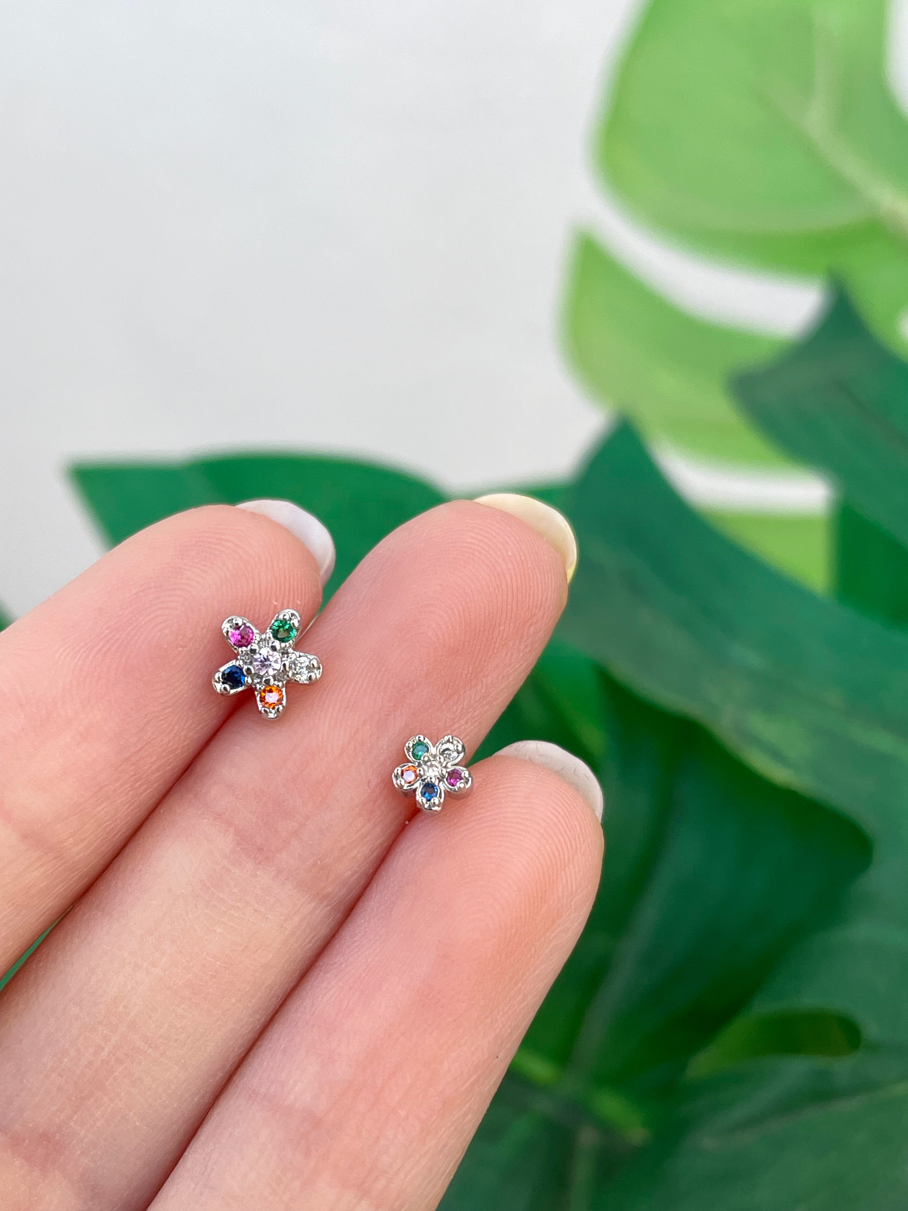 Mini flor plata (unidad) Cierre plano