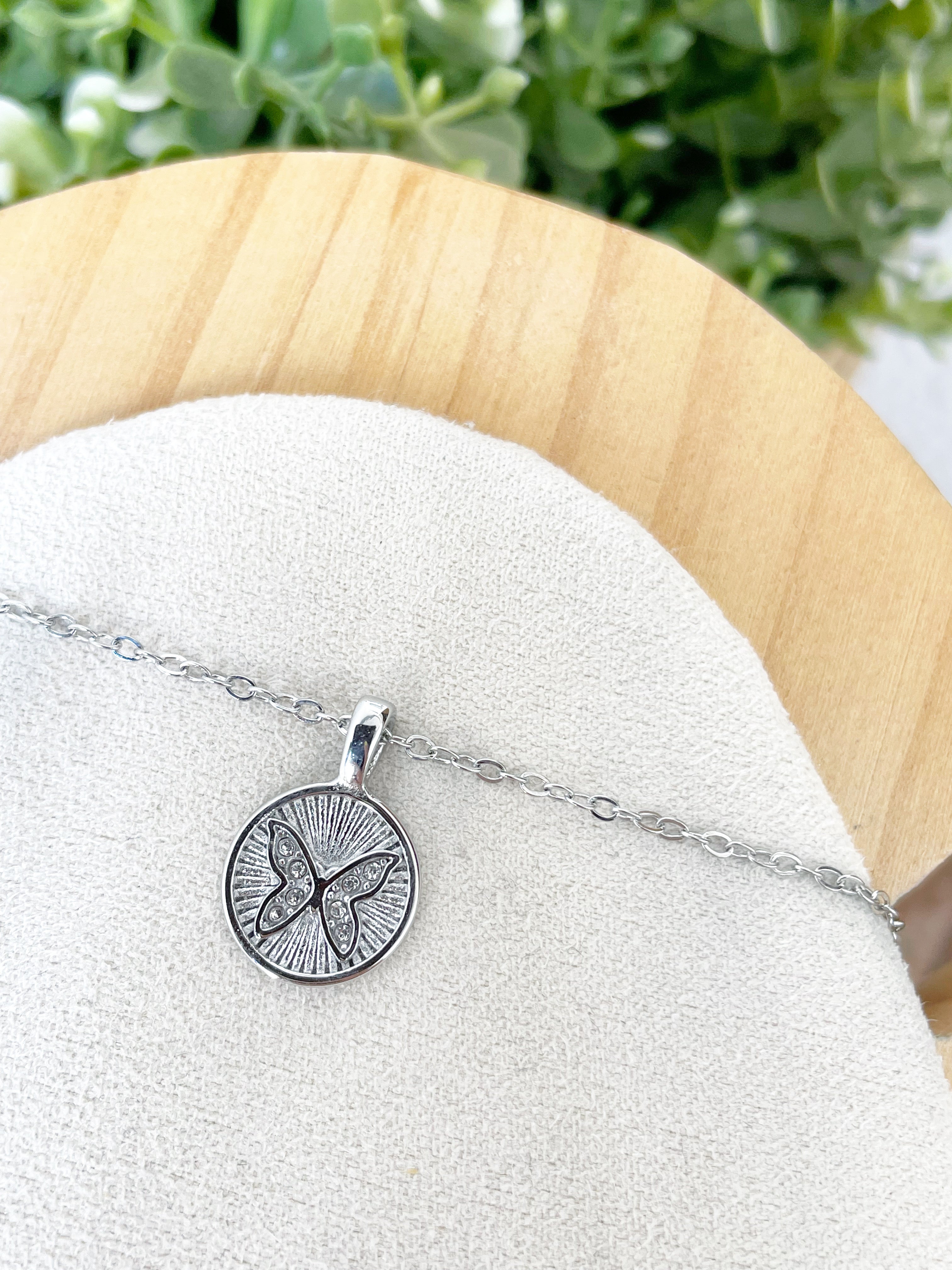 Mariposa plata