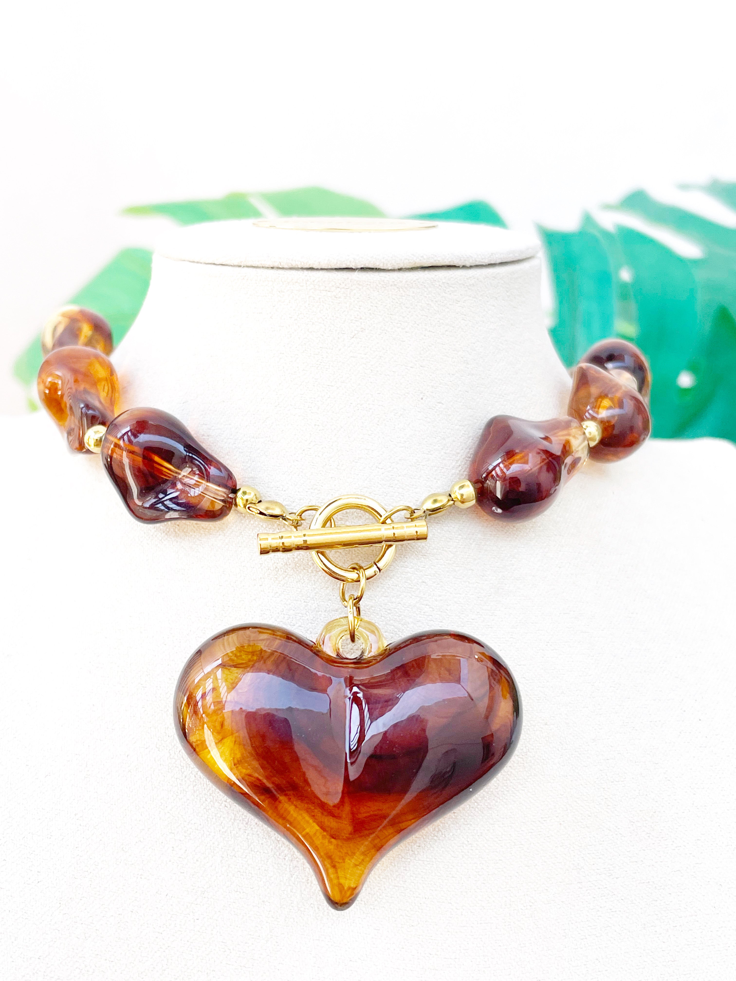 Corazón marrón