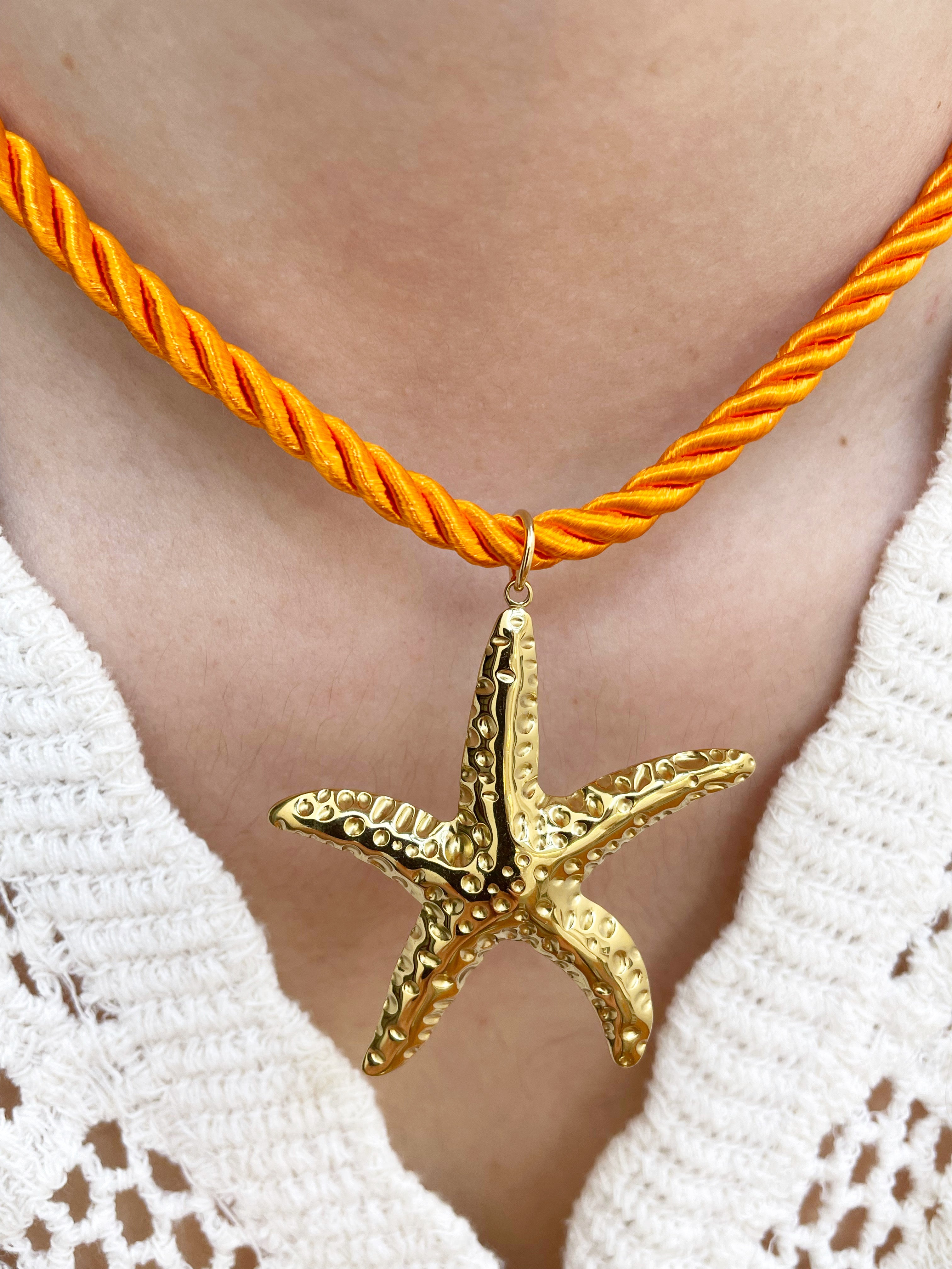 Estrella de mar naranja