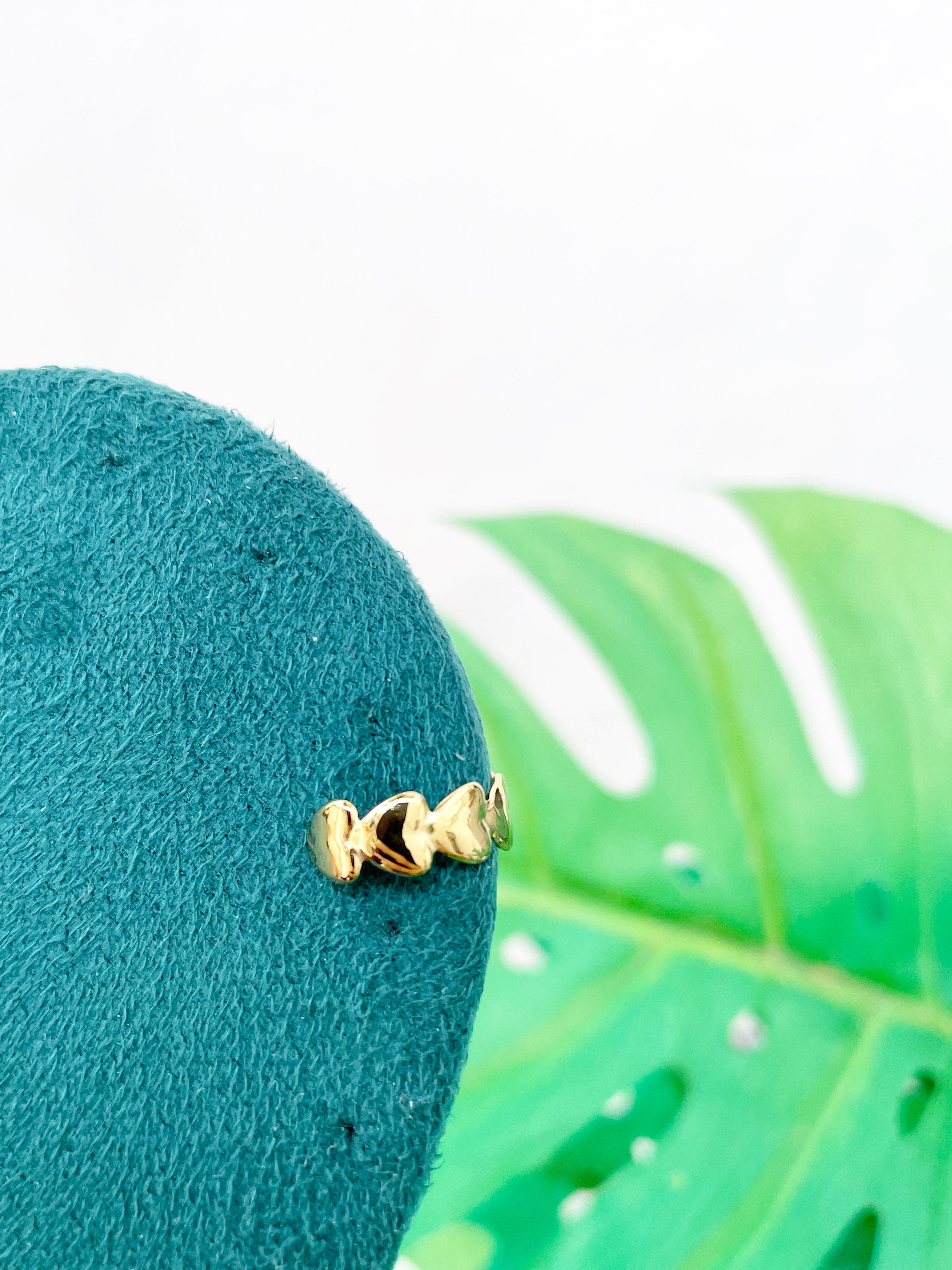 Earcuff corazoncitos (unidad)